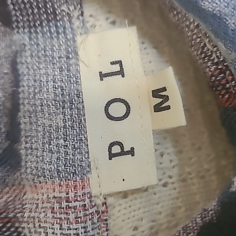 POL Peace Sign Patched Button Down Oversized Long Shirt. Sz M. NWOT - Picture 6 of 9